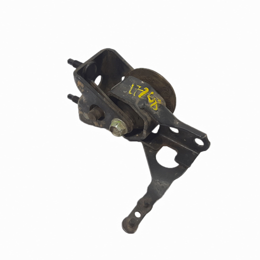 Подушка двигателя Lexus RX '03-'08/ Toyota Kluger '00-'07/ Harrier '03-'07 (1MZ-FE) 4WD задняя контрактная