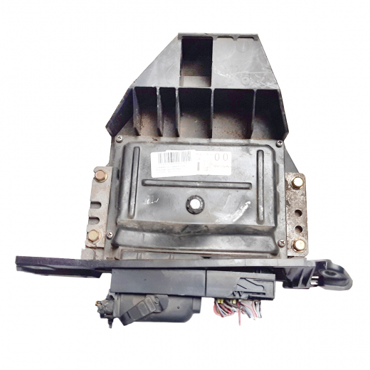 Компьютер двигателя Nissan Wingroad '02-'03/ Mazda Familia Van '02-'03 (QG18DE) 4WD AT контрактный 23710-WE465