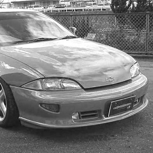 Бампер передний Toyota Cavalier '96-'99 контрактный