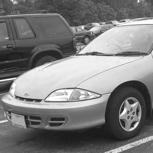 Бампер передний Toyota Cavalier '99-'00 контрактный