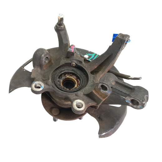 Ступица передняя Nissan R'nessa '97-'00 5x114 (ABS) левая контрактная