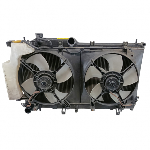 Радиатор охлаждения Subaru Legacy '03-'04 (EJ20X) контрактный в сборе