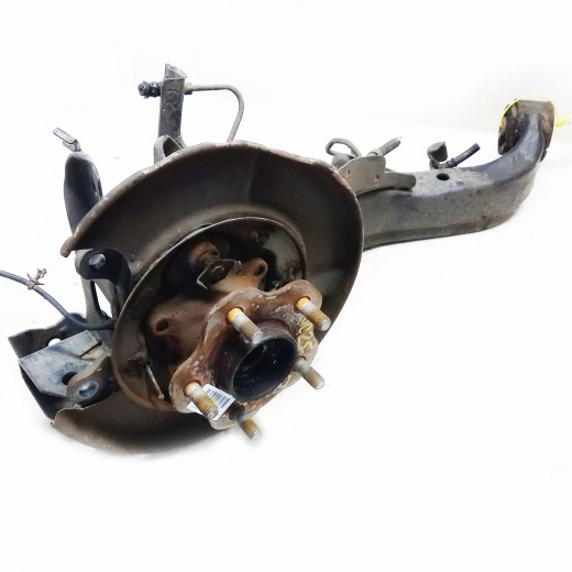 Ступица задняя Nissan Serena '05-'10 правая с рычагом диск 5x114,3 4WD ABS контрактная