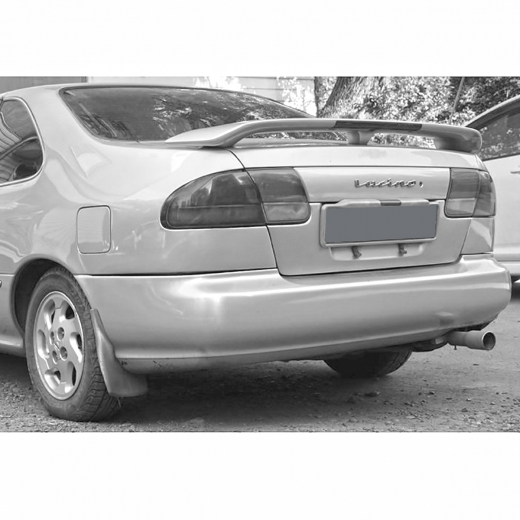 Бампер задний Nissan Sunny Lucino '94-'99 контрактный