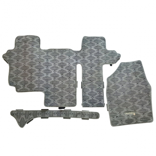 Коврики в салон Toyota Estima '99-'06 комплект Контрактный TY0010MAT