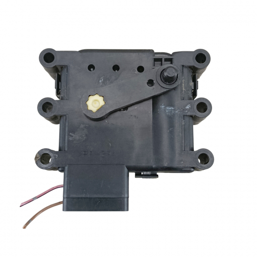 Сервопривод заслонок печки Mazda Demio '02-'07/ Verisa '04-'15 холодный/ горячий Контрактный