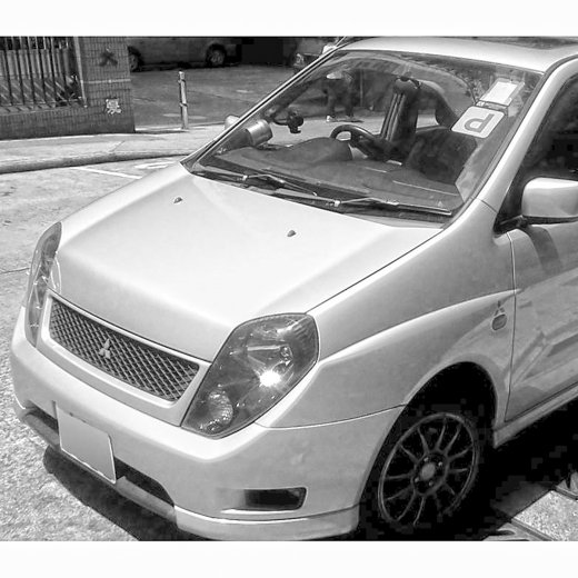Решетка радиатора Mitsubishi Dingo '98-'01 (сеточка) контрактная