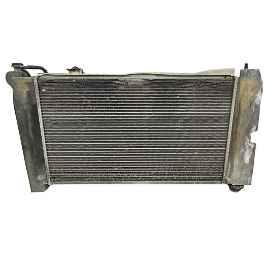 Радиатор охлаждения Toyota Voltz '02-'04/ Matrix '02-'08 (2ZZ-GE, 1ZZ-FE) MT контрактный