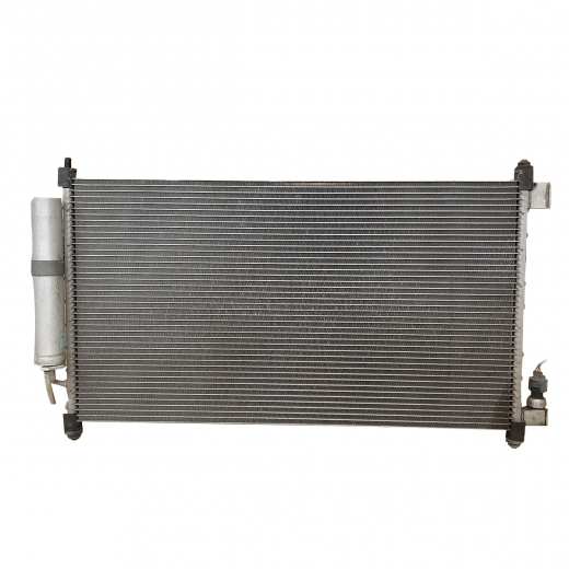 Радиатор кондиционера Nissan Vanette/ NV200 '09-'18 контрактный