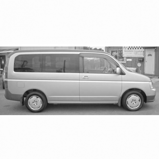 Стекло боковое в кузов Honda Stepwgn '01-'05 заднее правое среднее контрактный