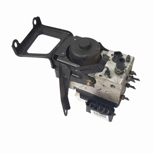 Блок ABS Lexus RX/ Toyota Harrier '00-'03/ Kluger/ Highlander '00-'03 (1MZ-FE, 2AZ-FE) контрактный