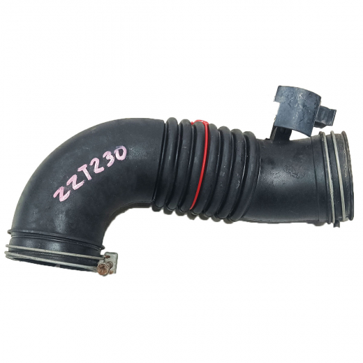 Патрубок воздушного фильтра Toyota Celica '99-'06 (1ZZ-FE) контрактный