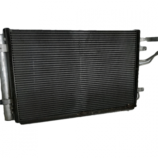 Радиатор кондиционера Kia Ceed '06-'12/ Cerato '08-'13/ Proceed '06-'12/ Hyundai Elantra/ Avante '06-'11/ i30 '07-'12 контрактный