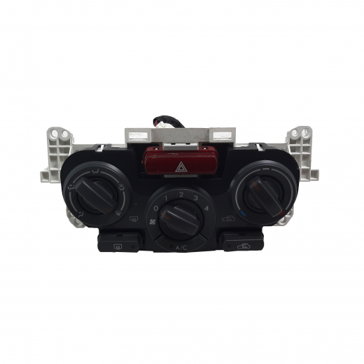 Блок управления печкой Subaru Forester '07-'13  Контрактный