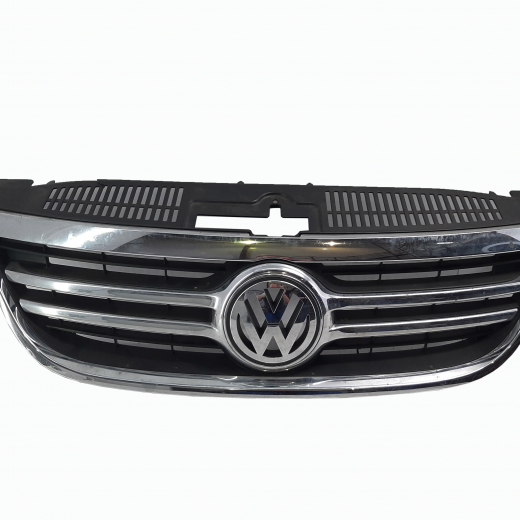 Решетка радиатора Volkswagen Tiguan '08-'11 контрактная