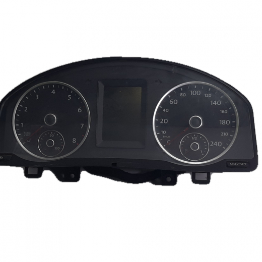 Табло приборов Volkswagen Tiguan '08-'17 (CAWB, CCTA, CCTB, CCZA, CCZC, CBAB, CFFB) контрактное 5N0920872X, A2C53394077