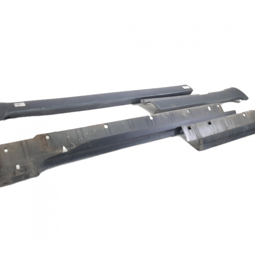 Накладки на порог Ford Focus III '11-'18 комплект Контрактный