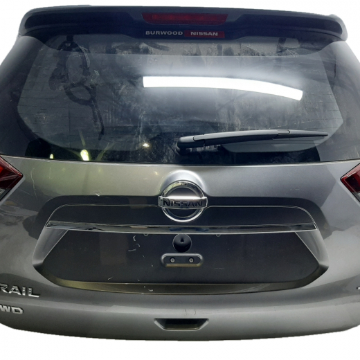 Дверь багажника Nissan X-Trail '17-'19 контрактная