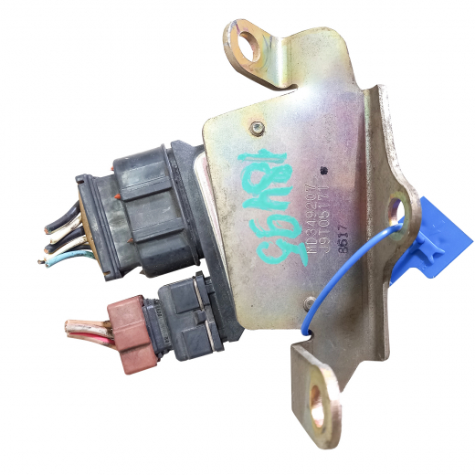 Коммутатор зажигания Mitsubishi (6G72) Контрактный