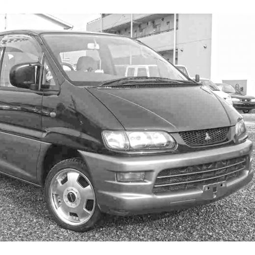 Решетка радиатора Mitsubishi Delica Space Gear '97-'04 контрактная