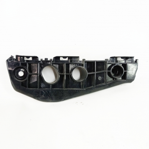 Клипса крепления бампера Toyota Corolla '06-'10 передняя левая Контрактный