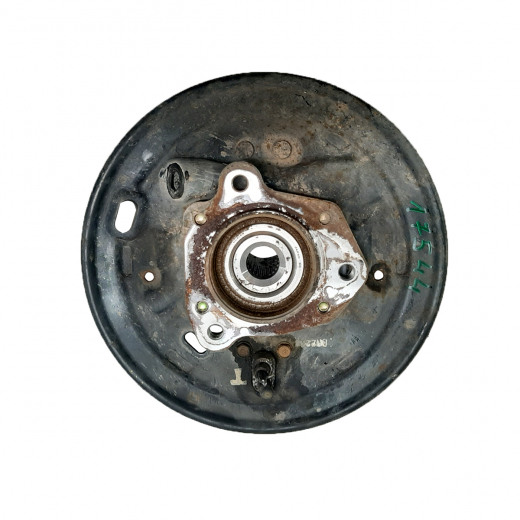 Ступица задняя Honda CR-V '95-'02 левая 80мм барабан 5x114 4WD без ABS контрактная