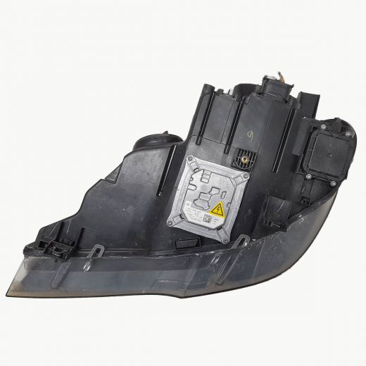 Фара BMW X5 '07-'10 правая ксенон (63117288998) контрактная 