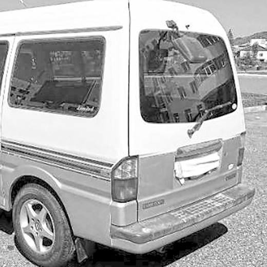 Бампер задний Mazda Bongo/ Nissan Vanette '99-'17 контрактный