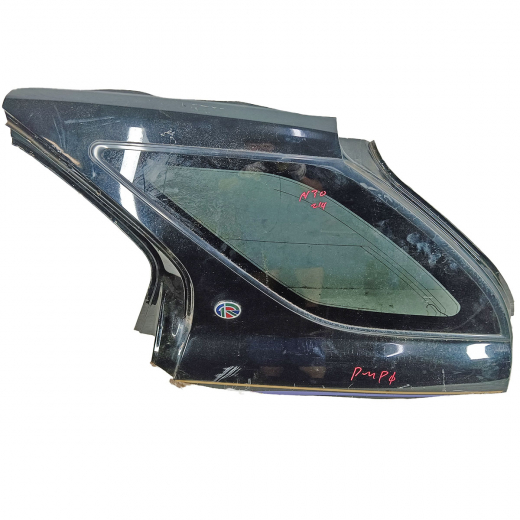 Стекло боковое в кузов Nissan Rnessa '97-'01 заднее левое контрактное