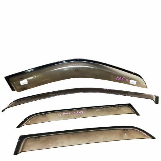 Ветровичок Honda CR-V '01-'06 (комплект) Контрактный