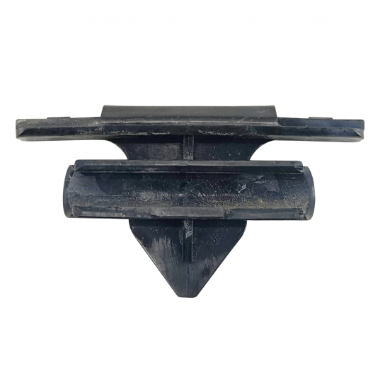 Клипса крепления бампера Toyota Nadia '98-'03 задняя левая=правая контрактный