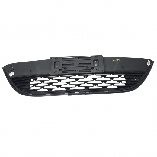 Решетка бампера Opel Astra J '09-'15 передняя Контрактный