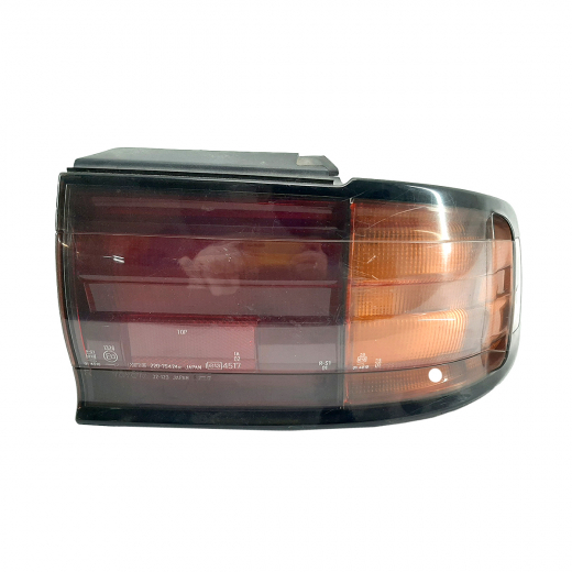 Стоп сигнал Toyota Camry (EU-spec)/ Scepter '91-'94 правый (81550-33020) контрактный