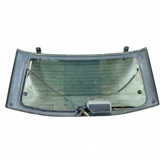 Стекло заднее Nissan Avenir '98-'05 Контрактный
