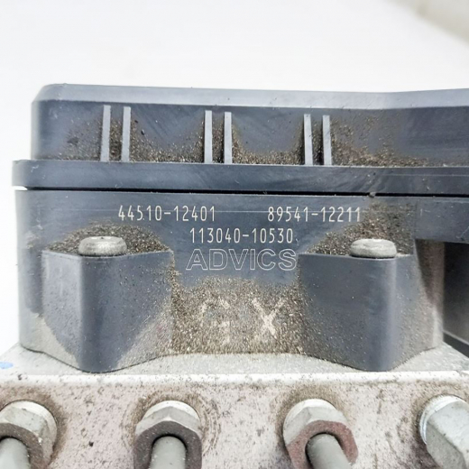 Блок ABS Toyota Auris '09-'12 (1NZ-FE, 2ZR-FAE) 2WD контрактный