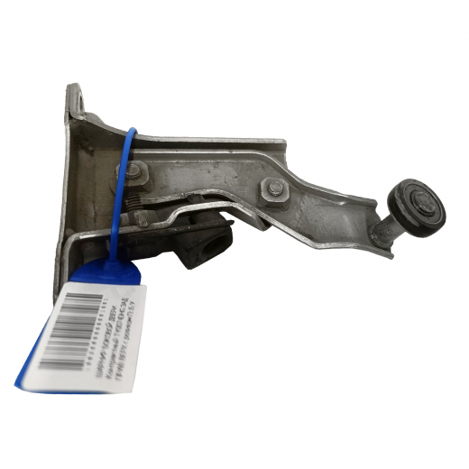 Шарнир задней правой двери Toyota Estima '99-'06 верхний контрактный