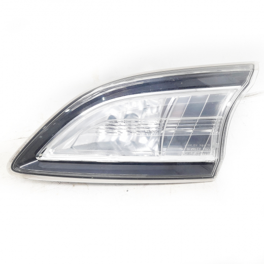 Стоп сигнал Mazda Axela HB '09-'11 правый в дверь (82-41) контрактный