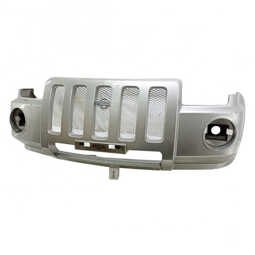 Бампер передний Nissan X-Trail '00-'03 autech version контрактный 