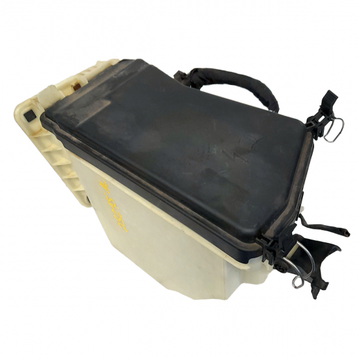 Блок реле (под капот) Mercedes-Benz E '09-'16 контрактный