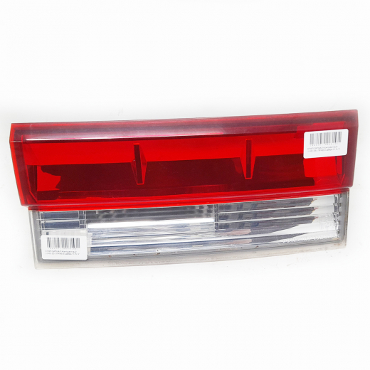 Стоп сигнал Mitsubishi Delica D5 '06-'11 правый в дверь (1143-231) контрактный