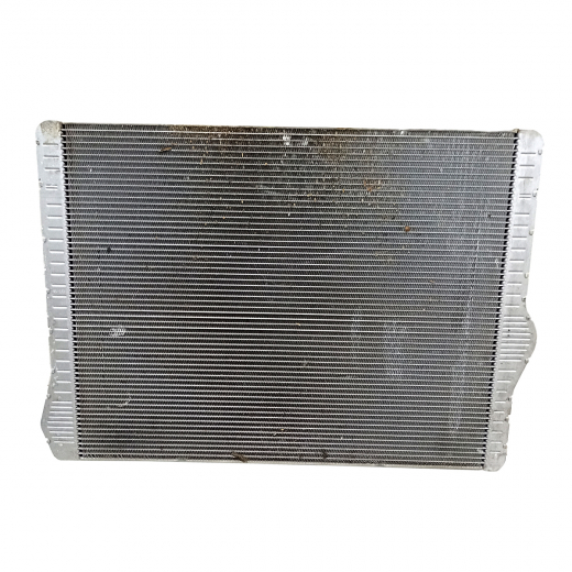 Радиатор охлаждения BMW 5 Series '09-'17 (N52B30) AT контрактный в сборе