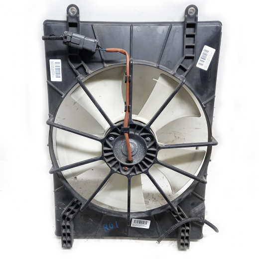Вентилятор радиатора Honda Stepwgn '05-'09 (K24A, K20A) правый контрактный