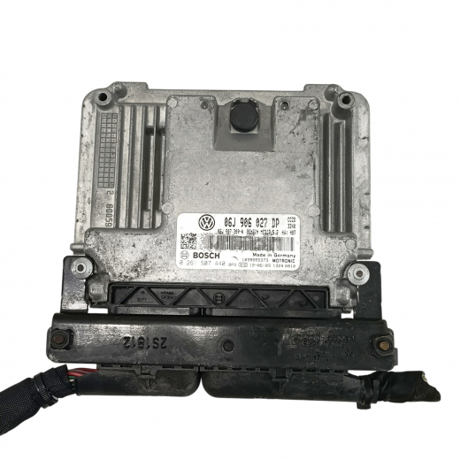 Компьютер двигателя Volkswagen Tiguan '08-'17 (CCZ) AT, MT контрактный 06J906027DP