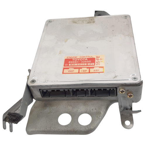 Компьютер двигателя Toyota Vista/ Camry '90-'94 (3S-FE) 2WD AT контрактный 89661-32650