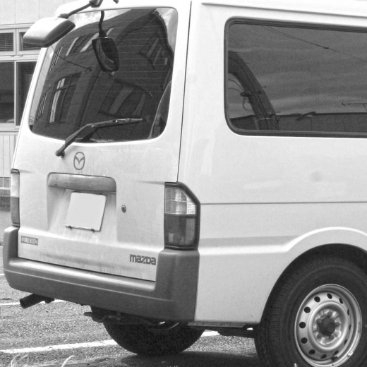 Бампер задний Mazda Bongo/ Nissan Vanette '99-'17 контрактный