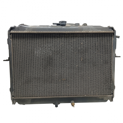 Радиатор охлаждения Mazda Bongo/ Nissan Vanette '99-'14 (F8-E) AT контрактный в сборе