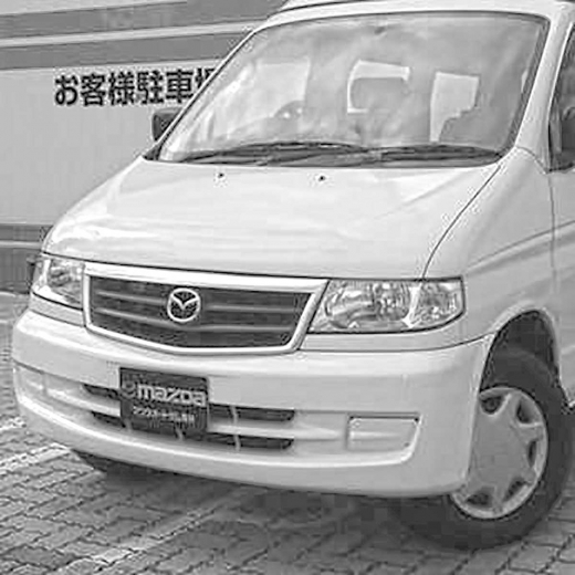 Решетка радиатора Mazda Bongo Friendee '99-'06 контрактная