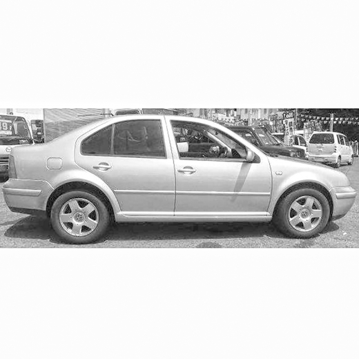 Дверь передняя правая Volkswagen Bora '98-'05 контрактная