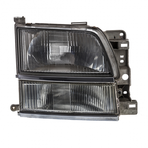 Фара Nissan Elgrand '97-'02 правая (110-24726) контрактная