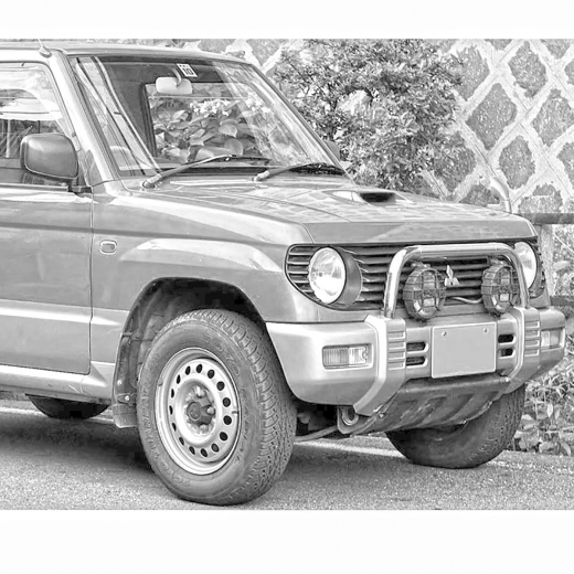 Крыло переднее Mitsubishi Pajero Mini '94-'98 правое контрактное